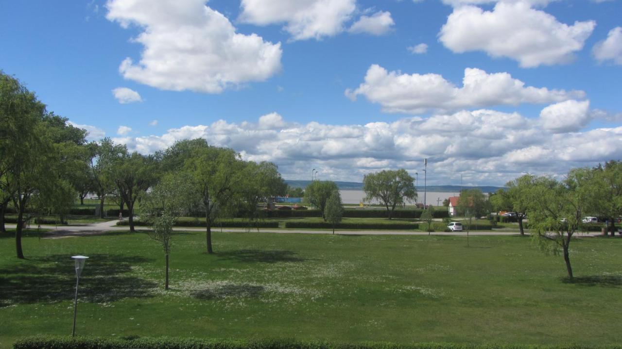 Appartement Am Strand Podersdorf am See Exterior photo